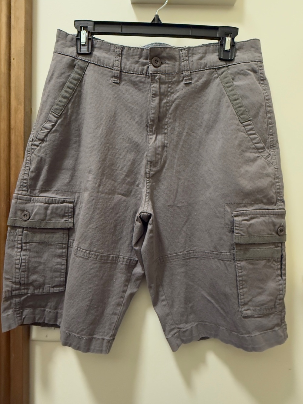 Beverly Hills Polo Club Men's Gray Cargo Shorts
